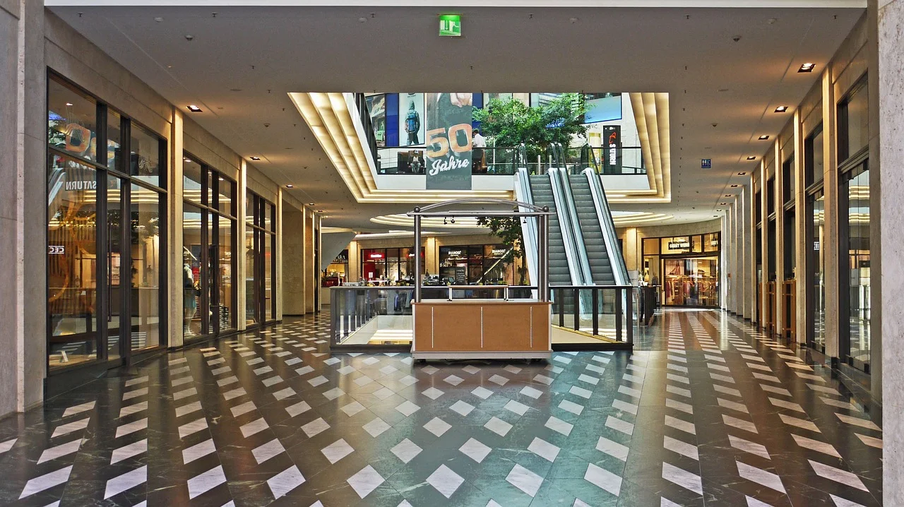 Clean and polished retail hard floors